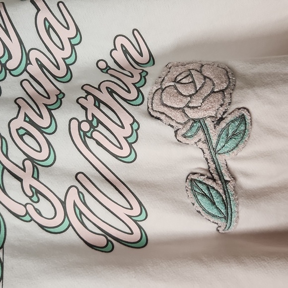 Disney Beauty Is Found Within Sweatshirt Hoodie Ombre Beauty Beast White - Picture 9 of 11